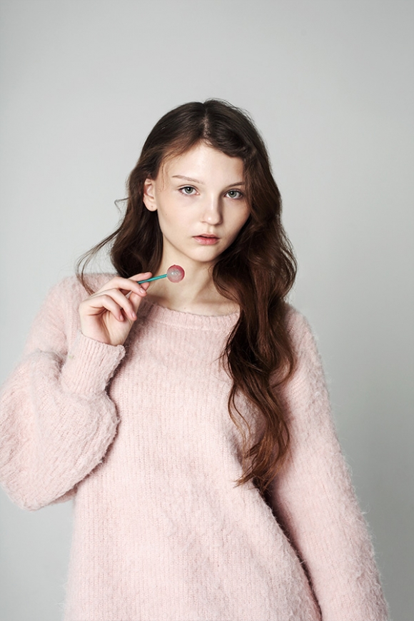 AYA 6